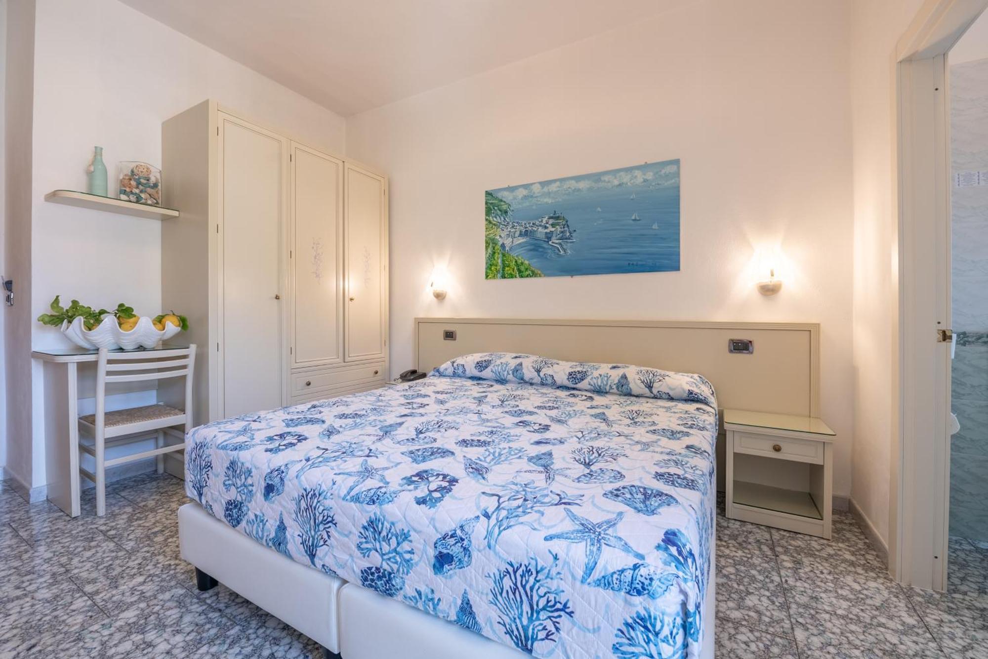 Hotel Riviera 3*